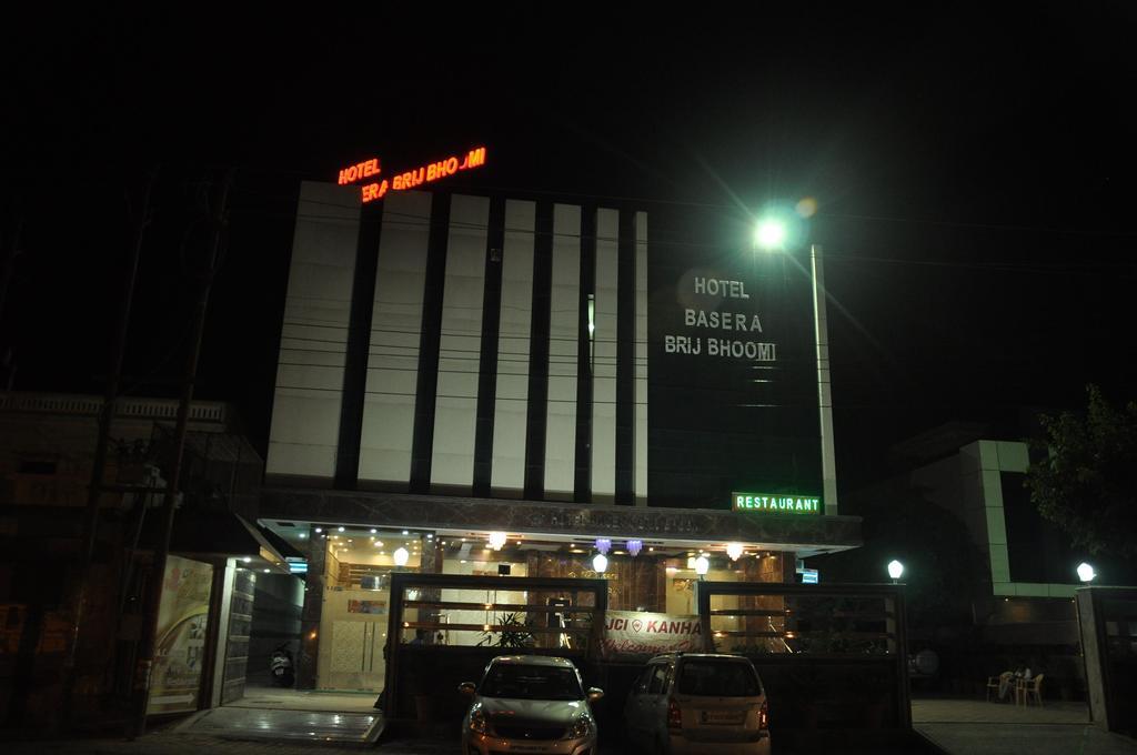 Hotel Basera Brij Bhoomi Вриндавана Экстерьер фото