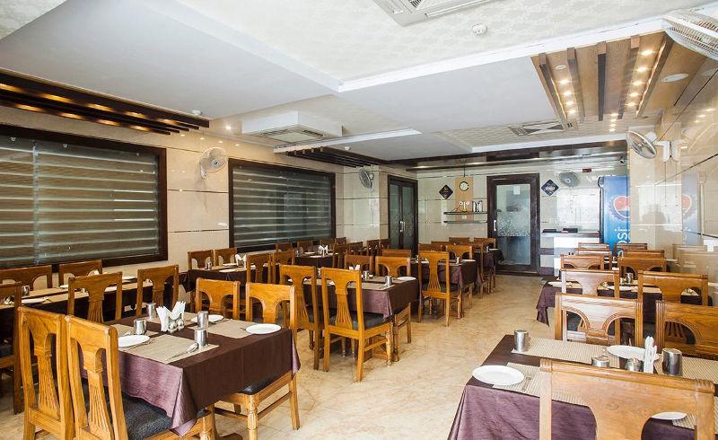 Hotel Basera Brij Bhoomi Вриндавана Экстерьер фото
