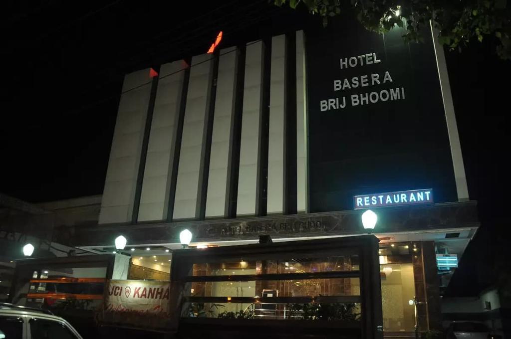 Hotel Basera Brij Bhoomi Вриндавана Экстерьер фото