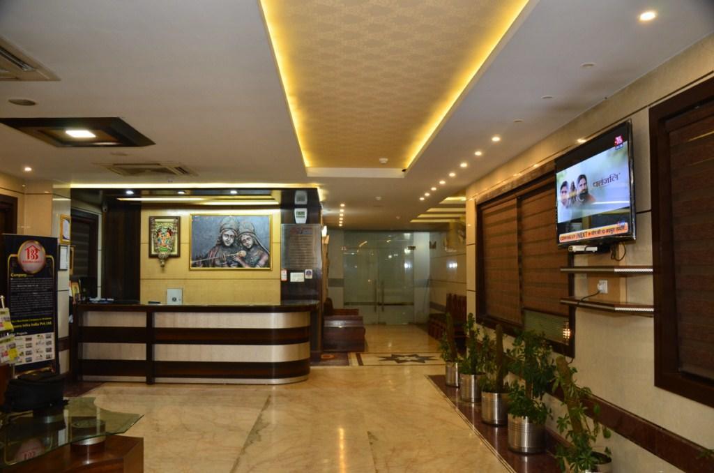 Hotel Basera Brij Bhoomi Вриндавана Экстерьер фото
